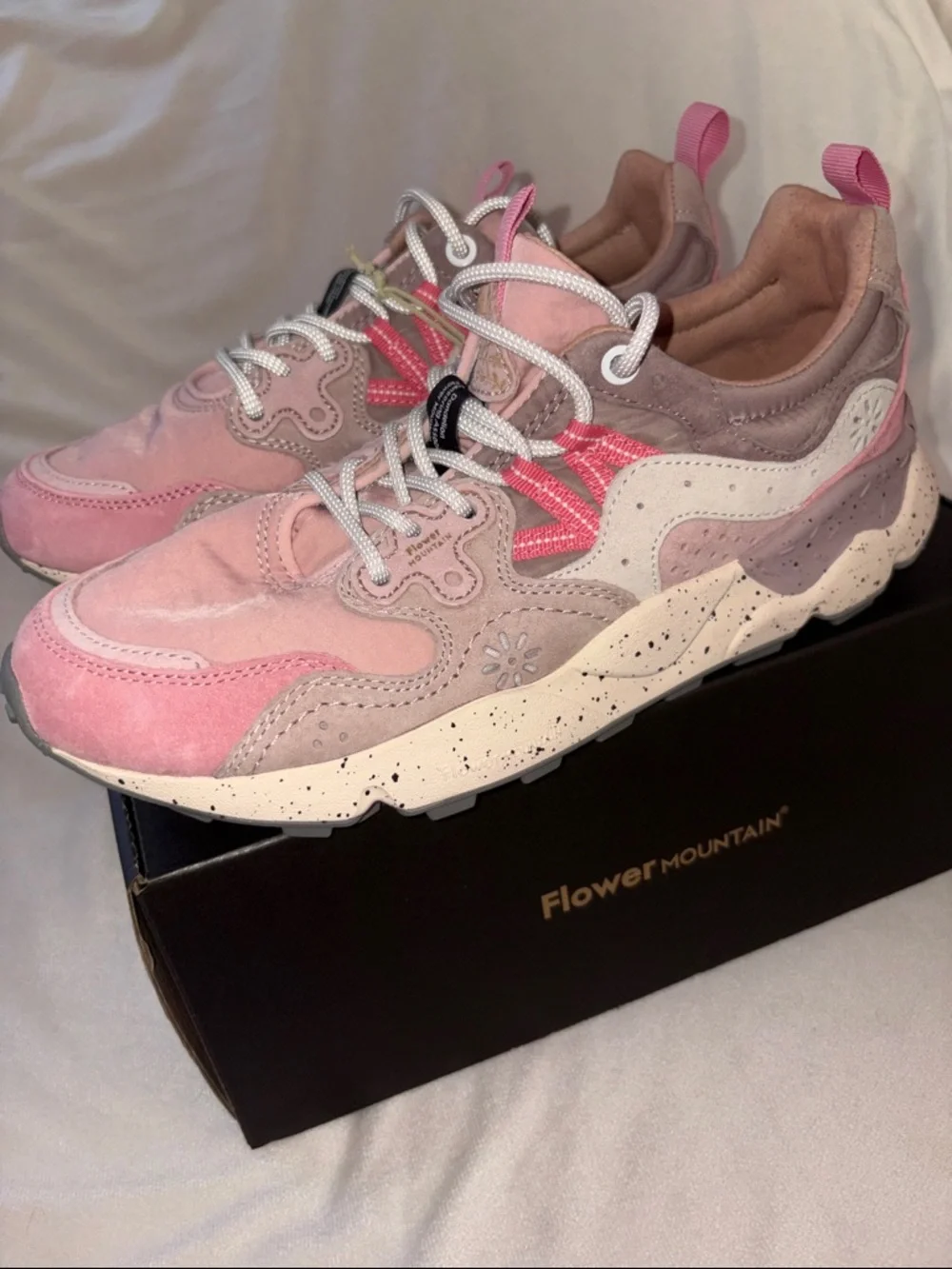 NWT Flower Mountain Yamano 3 Sneaker in Cipria Beige - Picture 12 of 16
